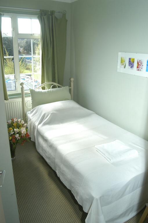 Furnival Lodge Slough Chambre photo